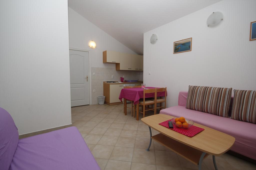 Apartments Adriatika Makarska Habitación foto